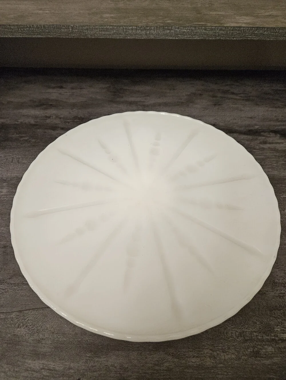 Vintage Anchor Hocking Starburst White Milk Glass Pedestal Cake Stand